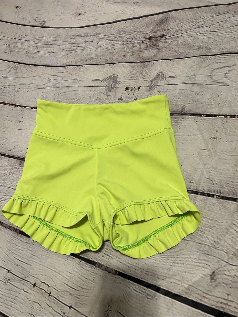 Tiger Friday Filly Shorts neon yellow CXL